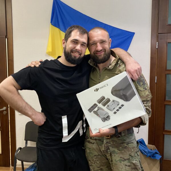 22.08 we handed over a fully equipped drone “dji Mavic 3” to our defenders